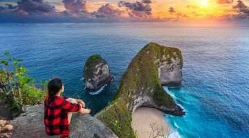 Guide Nusa Penida Obyek Wisata Destinasi Sunset di Kelingking Beach Nusa Penida Bali