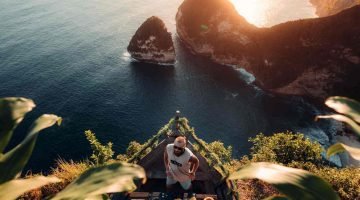 Paluang Cliff Nusa Penida Bali bersama Guide Nusa Penida Tour Bali